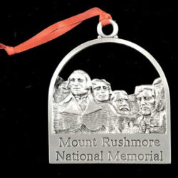 Mount Rushmore National Memorial ornament.